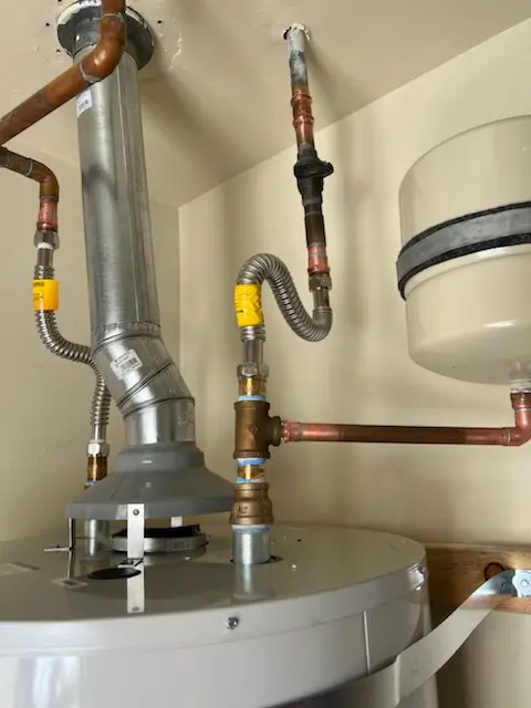 Water heater installation and plumbing repair in Granite City